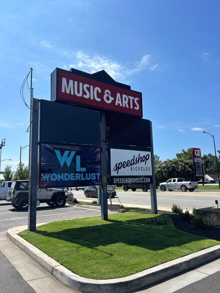 2902 N Main St, Anderson, SC for lease - Building Photo - Image 2 of 3