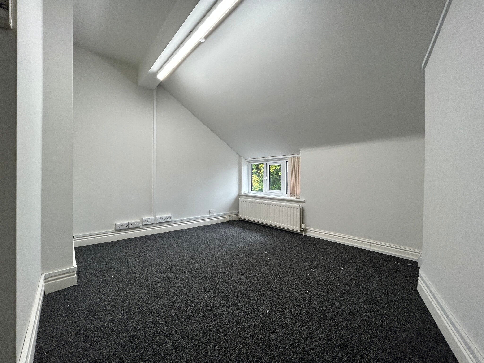 2 Manchester Rd, Wilmslow for lease Building Photo- Image 1 of 10