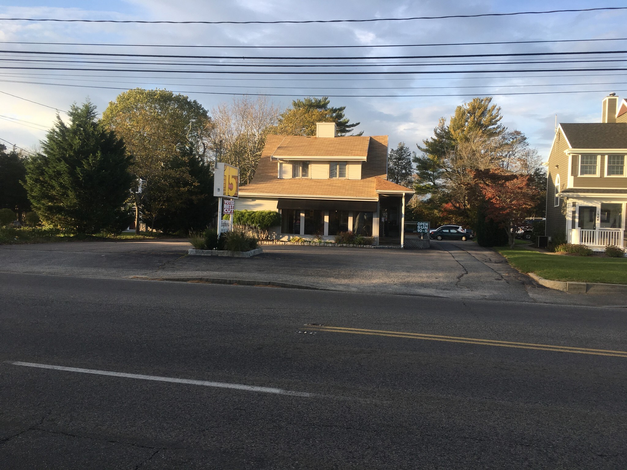 Marshfield Hills General Store - ic127cu