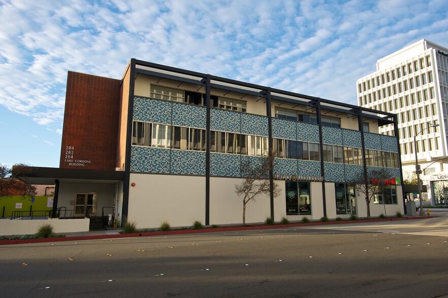 200-204 S Lake Ave, Pasadena, CA for lease - Building Photo - Image 3 of 11