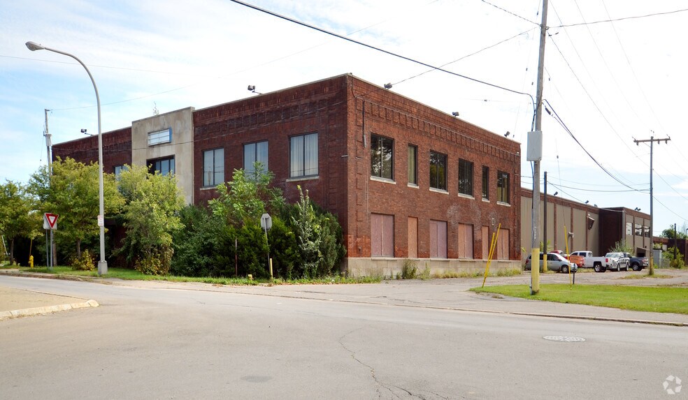 1001 Buffalo Ave, Niagara Falls, NY for sale - Primary Photo - Image 1 of 1