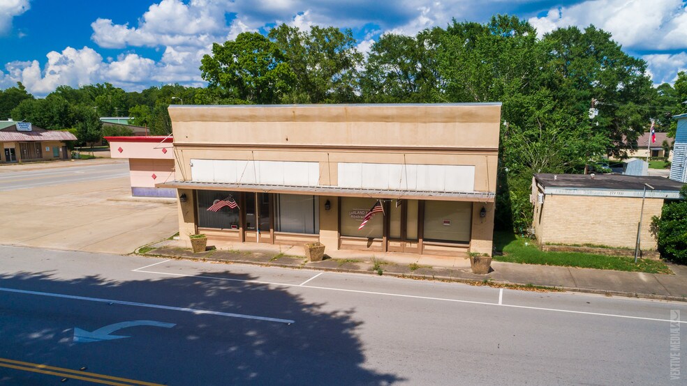 305 Rusk St, Newton, TX 75966