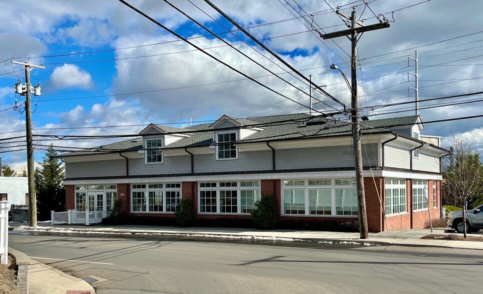 1501 Kings Hwy E, Fairfield, CT for lease - Building Photo - Image 1 of 7