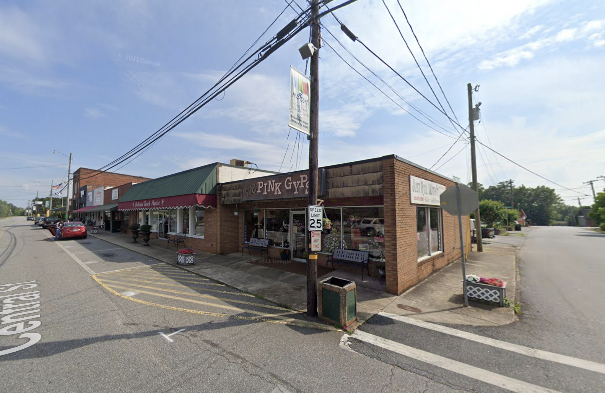 524 Central St, Hudson, NC for sale Primary Photo- Image 1 of 1