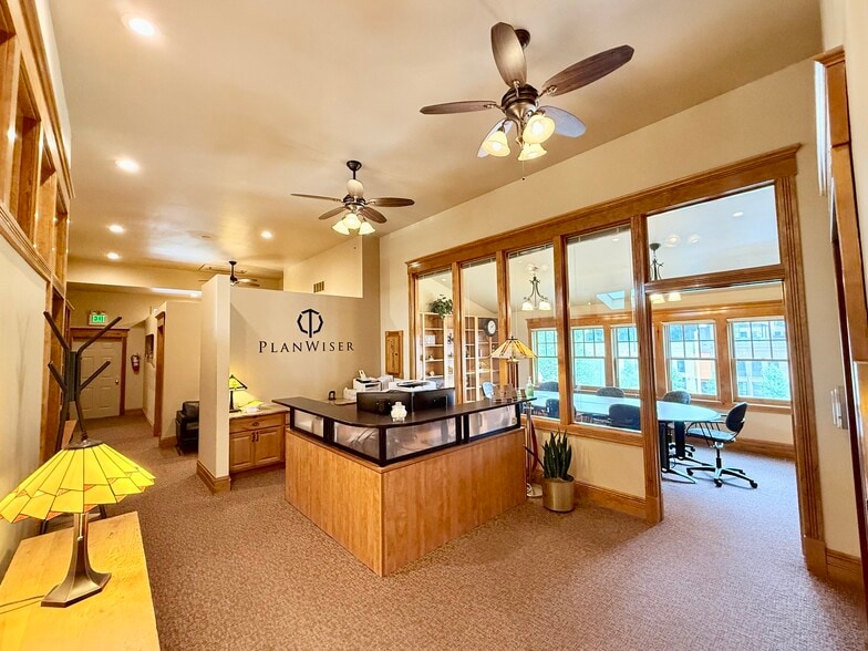 620 S Cascade Ave, Colorado Springs, CO for sale - Building Photo - Image 3 of 8