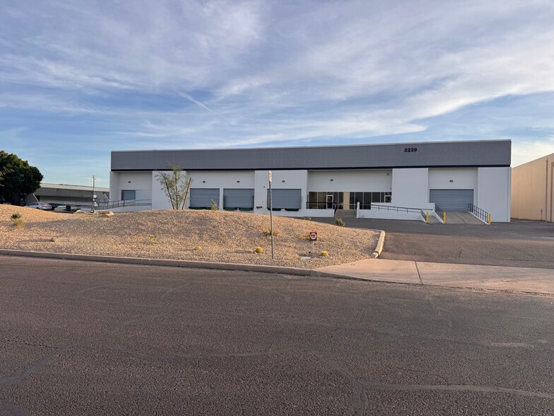 2229-2235 E Magnolia St, Phoenix, AZ for lease - Building Photo - Image 1 of 3