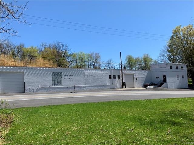 124 Allegheny Rd, Mount Bethel, PA for sale - Primary Photo - Image 1 of 1