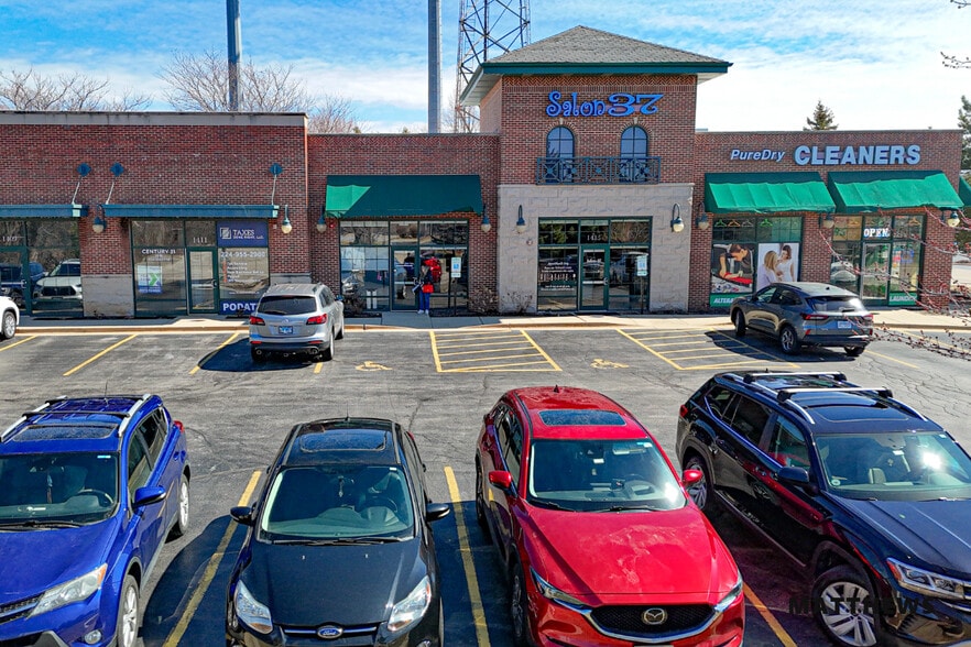 1409-1419 Commerce Dr, Algonquin, IL for sale - Building Photo - Image 1 of 4