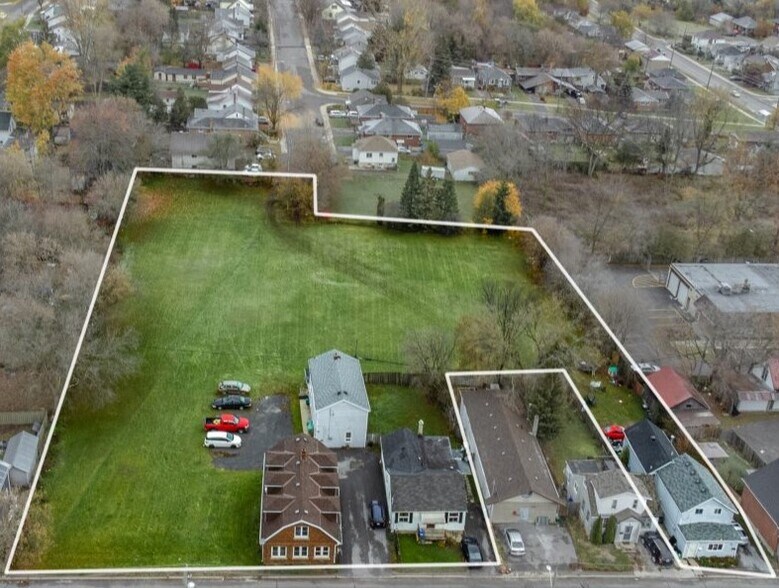 2941 Concession St, Kingston, ON K7K 2A5