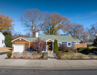 More details for 102 Davis St, Belmont, NC - Retail for Sale