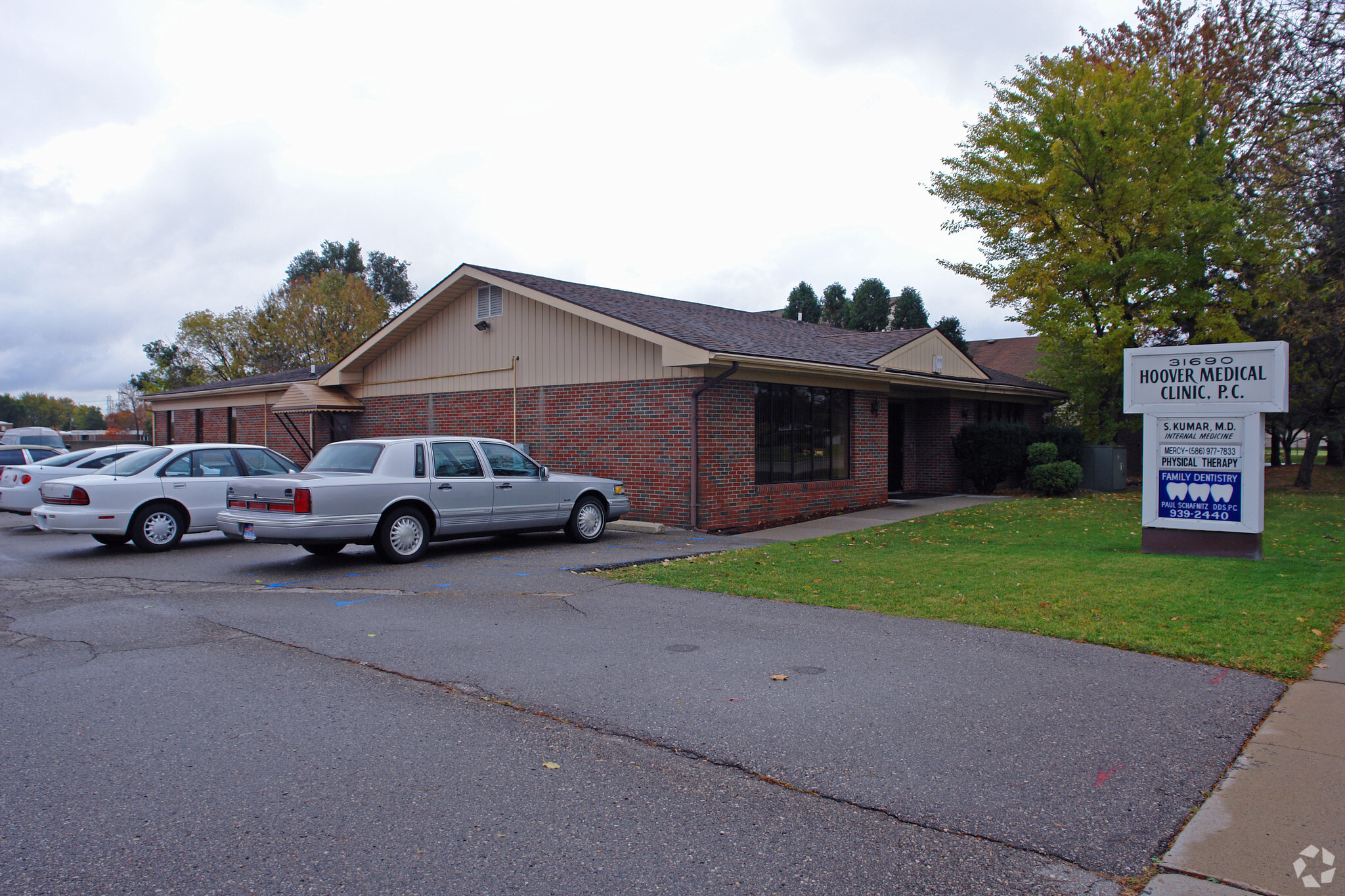 31690 Hoover Rd, Warren, MI for lease Primary Photo- Image 1 of 12