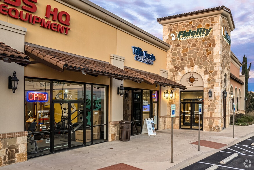 139 N Loop 1604 E, San Antonio, TX for lease - Building Photo - Image 2 of 4