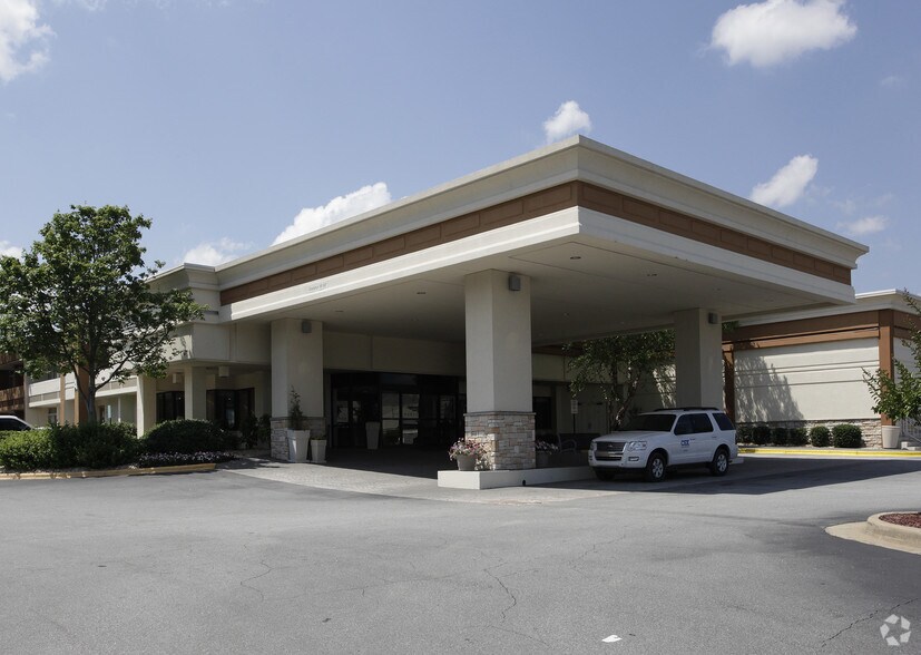 2800 Manchester Expy, Columbus, GA for sale - Primary Photo - Image 1 of 1