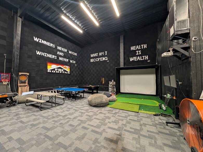 3050 Ualena St, Honolulu, HI for lease - Building Photo - Image 3 of 15