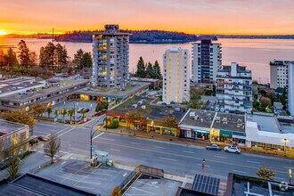 1802 Marine Dr, West Vancouver, BC - AERIAL map view