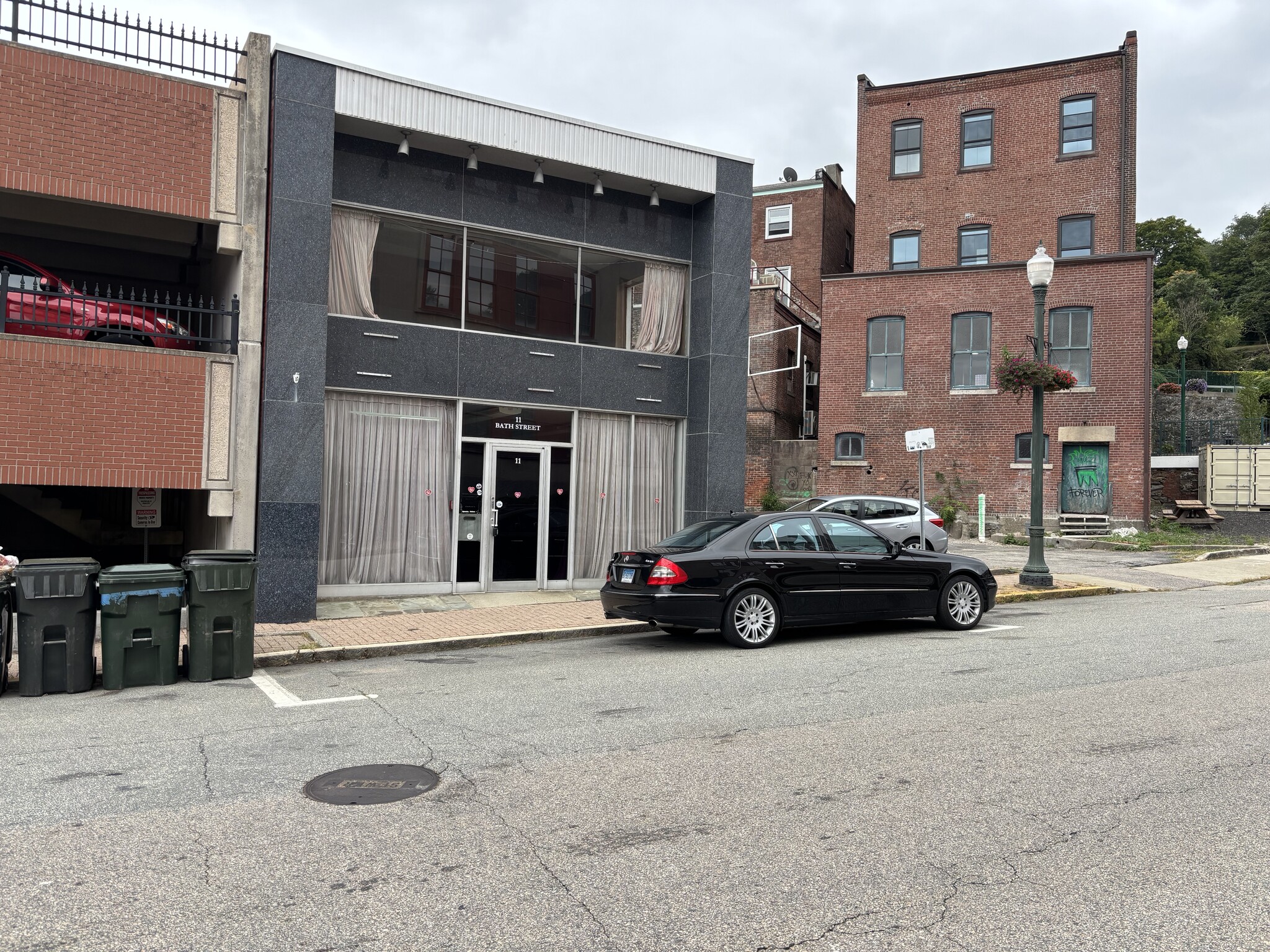 11 Bath St, Norwich, CT for lease Building Photo- Image 1 of 2