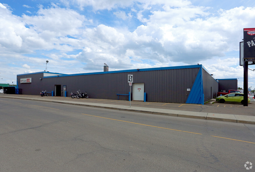 12505 97th St NW, Edmonton, AB for lease - Building Photo - Image 2 of 3