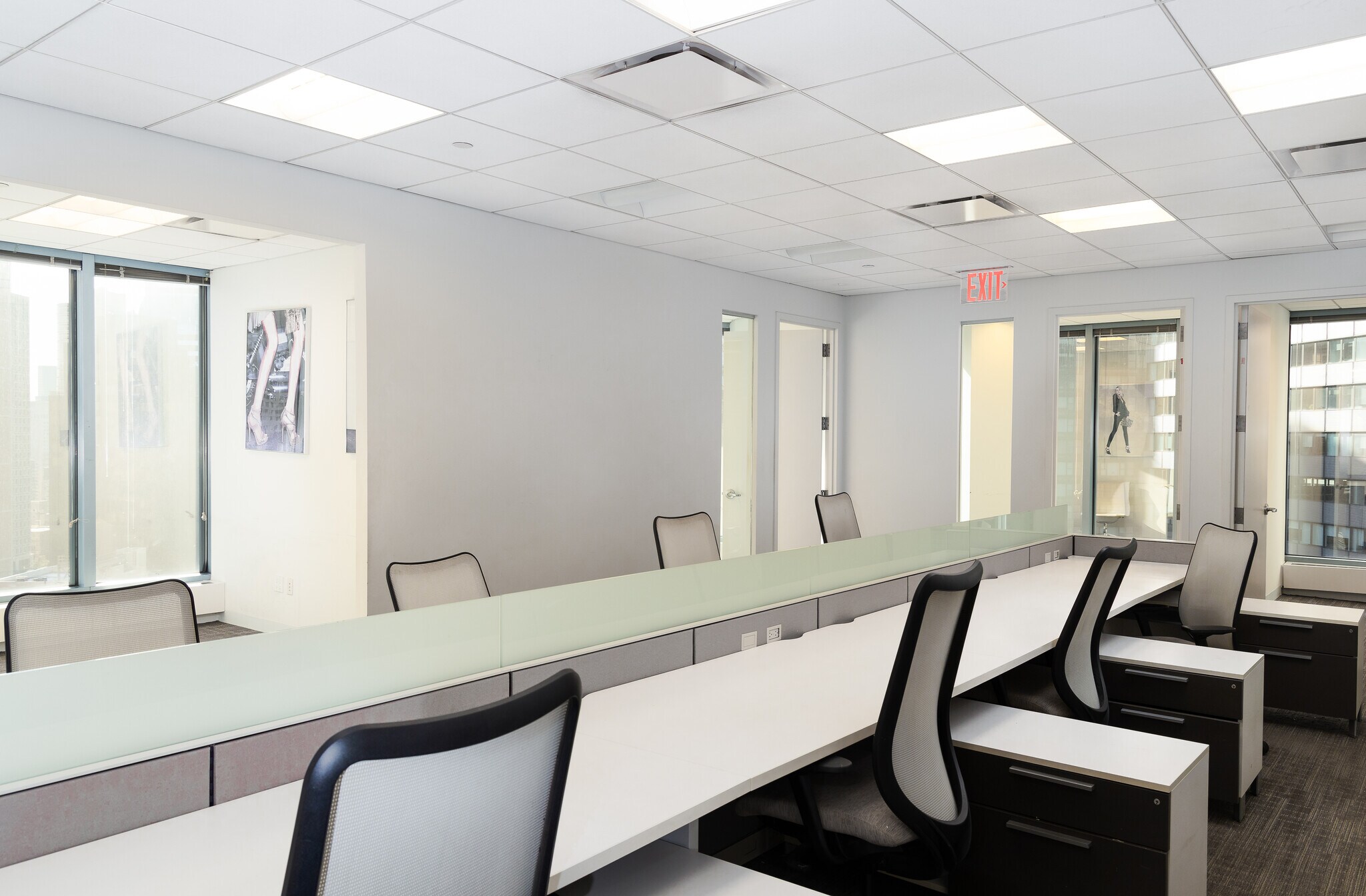 750 Lexington Ave, New York, NY 10022 - International Plaza | LoopNet