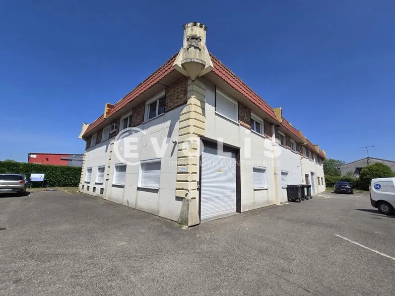 Flex in Massy for lease - Building Photo - Image 1 of 9