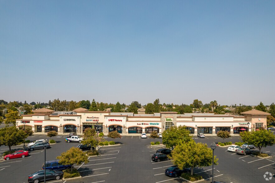 18071837 E Gibson Rd, Woodland, CA 95776