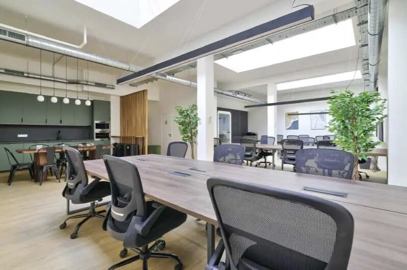 Paris, PAR 75012 -  -  - Interior Photo - Image 1 of 5