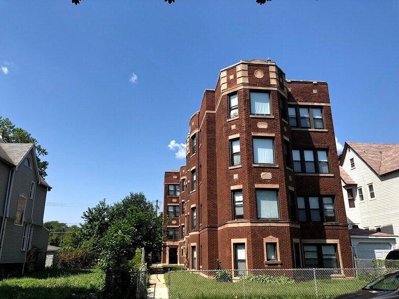 7704 S Emerald Ave, Chicago, IL 60620