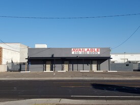 40th St Industrial Warehouse and Auto Storage - Warehouse