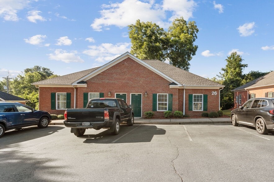 2440 Sandy Plains Rd, Marietta, GA for lease - Interior Photo - Image 1 of 11