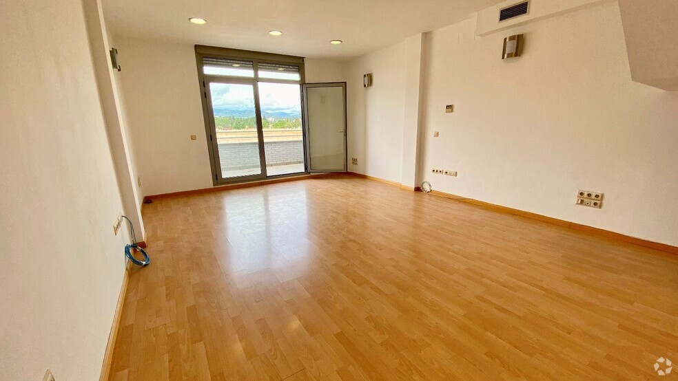 Office in Las Rozas de Madrid, Madrid for sale - Interior Photo - Image 1 of 1