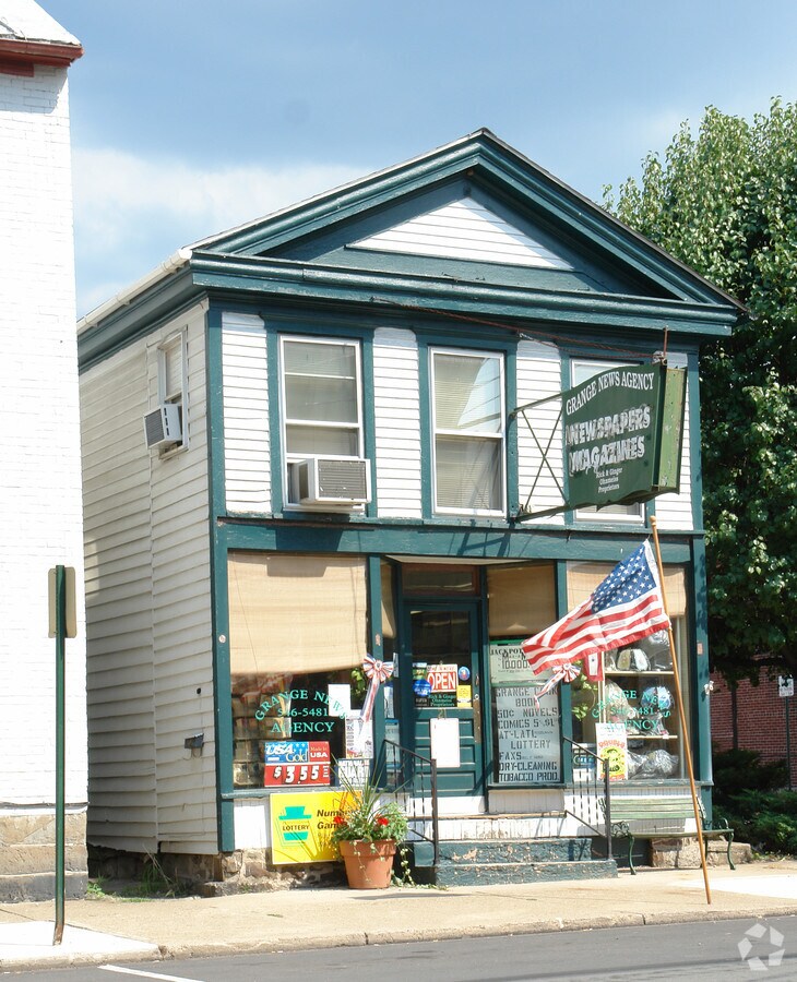 21 N Main St, Muncy, PA 17756