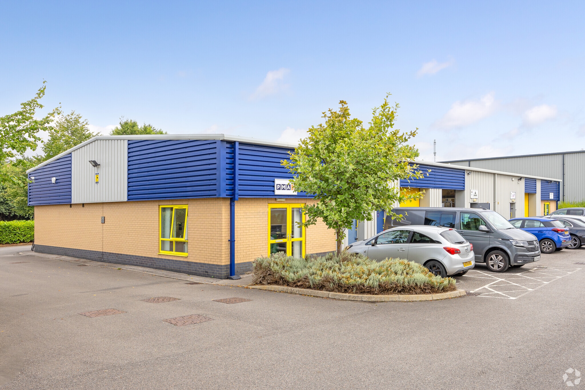 Rose Ave, York for lease Primary Photo- Image 1 of 4