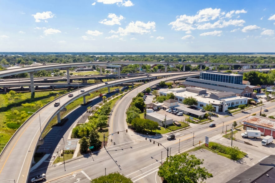 651 Meeting St, Charleston, SC for lease - Aerial - Image 2 of 17