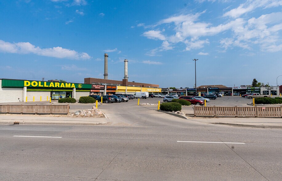 305 McPhillips St, Winnipeg, MB for lease - Building Photo - Image 1 of 6