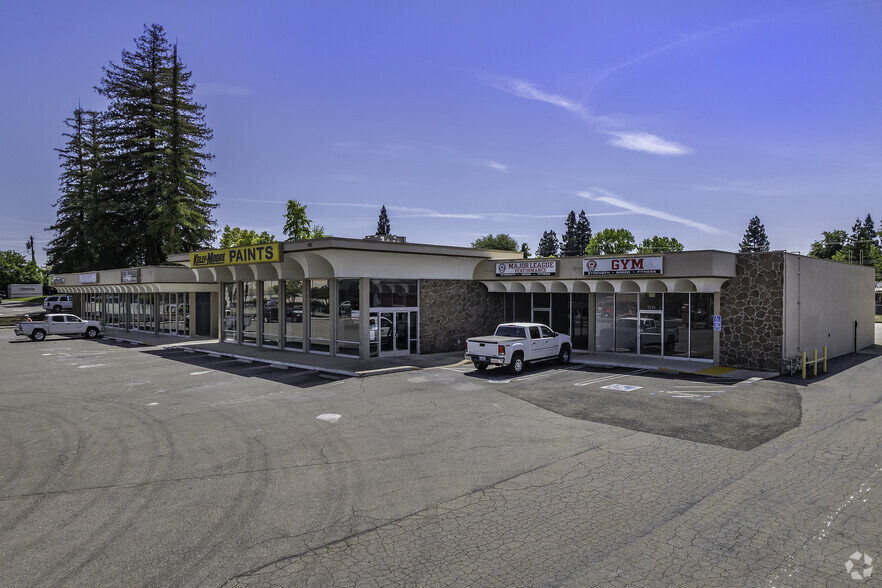 1018 Douglas Blvd, Roseville, CA for lease - Building Photo - Image 2 of 10