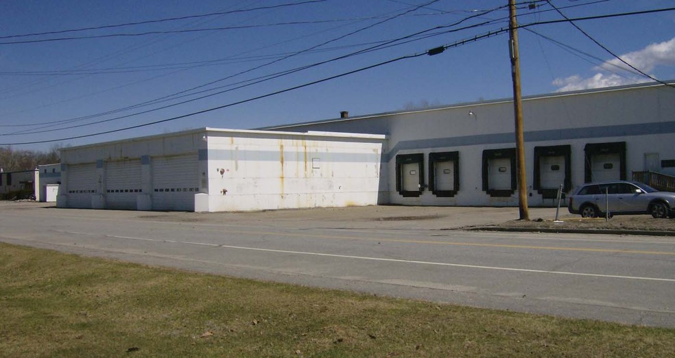 650 River Rd, Gardiner, ME for lease - Building Photo - Image 2 of 8