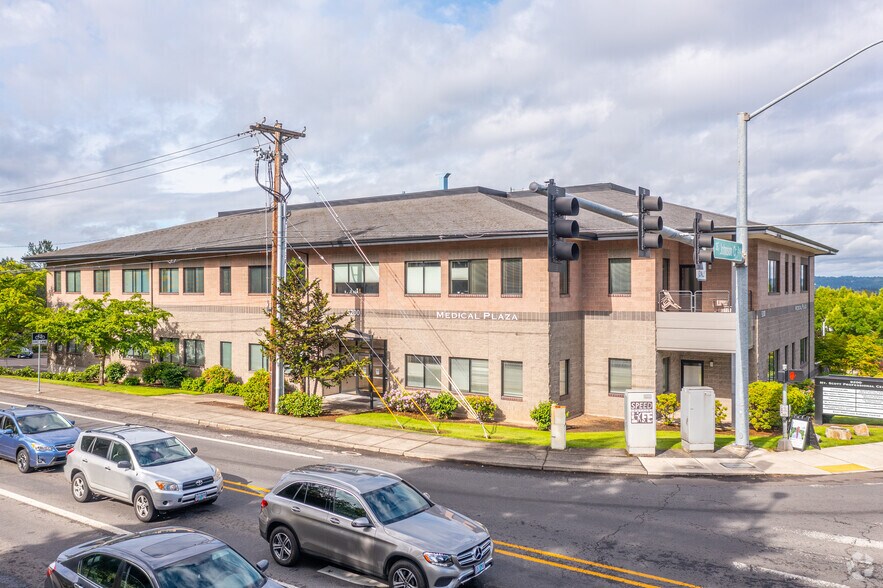 9200 SE 91st Ave, Portland, OR for lease - Building Photo - Image 2 of 4