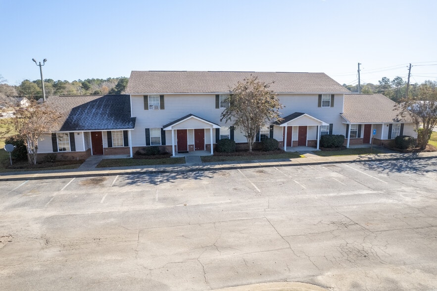 409 E Woodward St, Vienna, GA 31092 Woodward Apartments