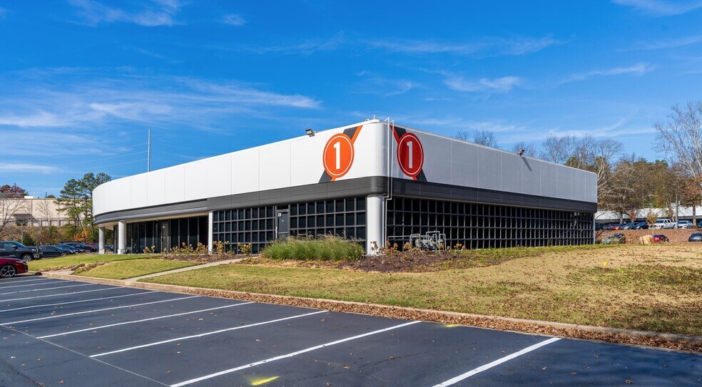 1000 Holcomb Woods Pky, Roswell, GA for lease - Building Photo - Image 3 of 15