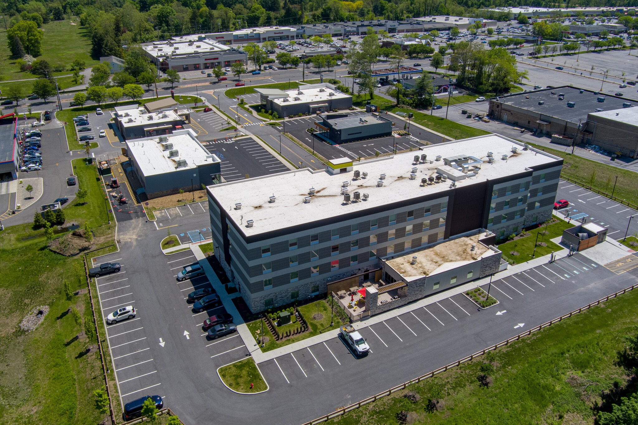 2627 South Rd, Poughkeepsie, NY for lease Building Photo- Image 1 of 14