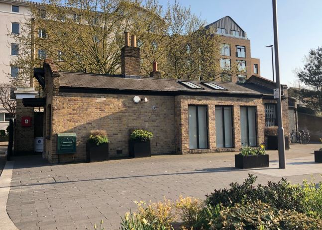 8 Kew Bridge Rd, Brentford for sale Primary Photo- Image 1 of 1