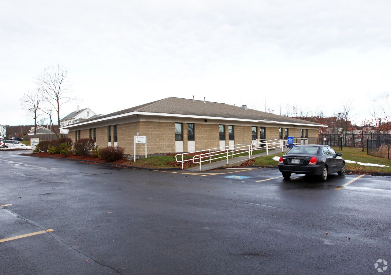 338 Plantation St, Worcester, MA 01604