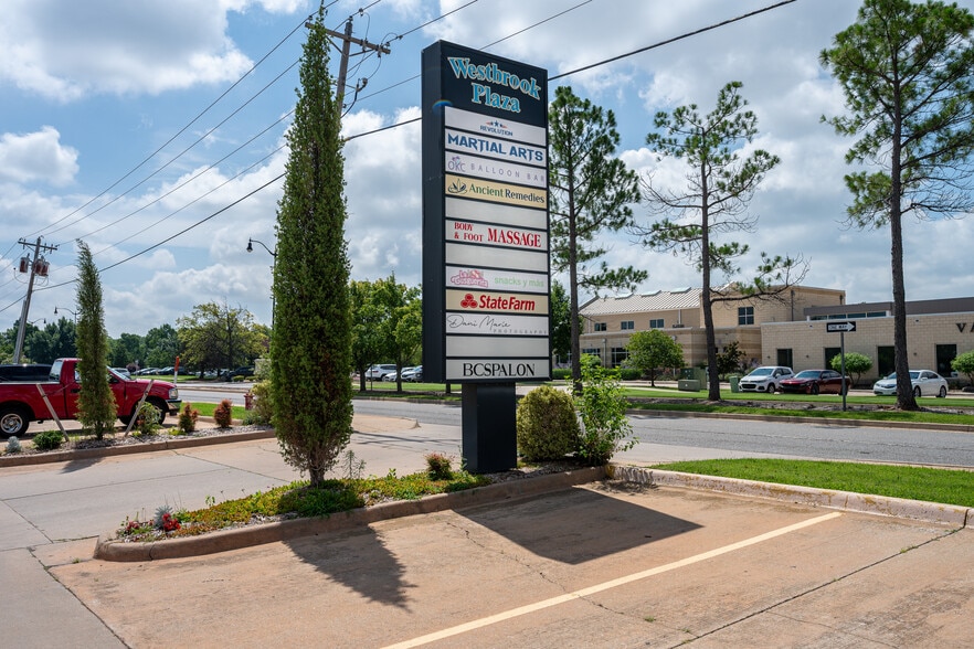1101-1151 W 15th St, Edmond, OK for lease - Building Photo - Image 3 of 7