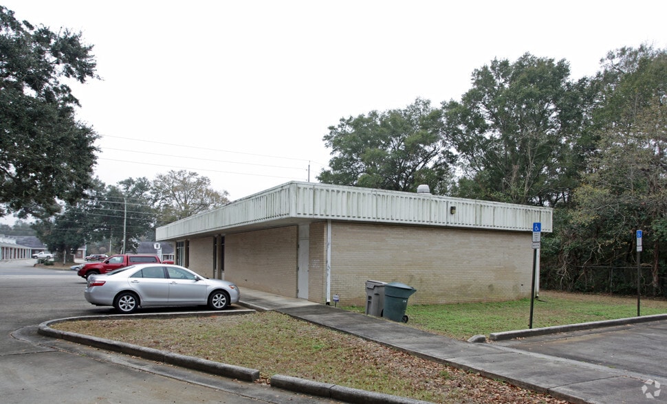 1000 Michigan Ave, Pensacola, FL 32505