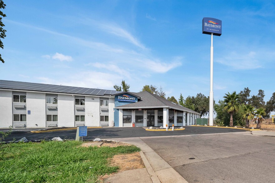 2040 Factory Outlet Dr, Anderson, CA for sale - Primary Photo - Image 1 of 10