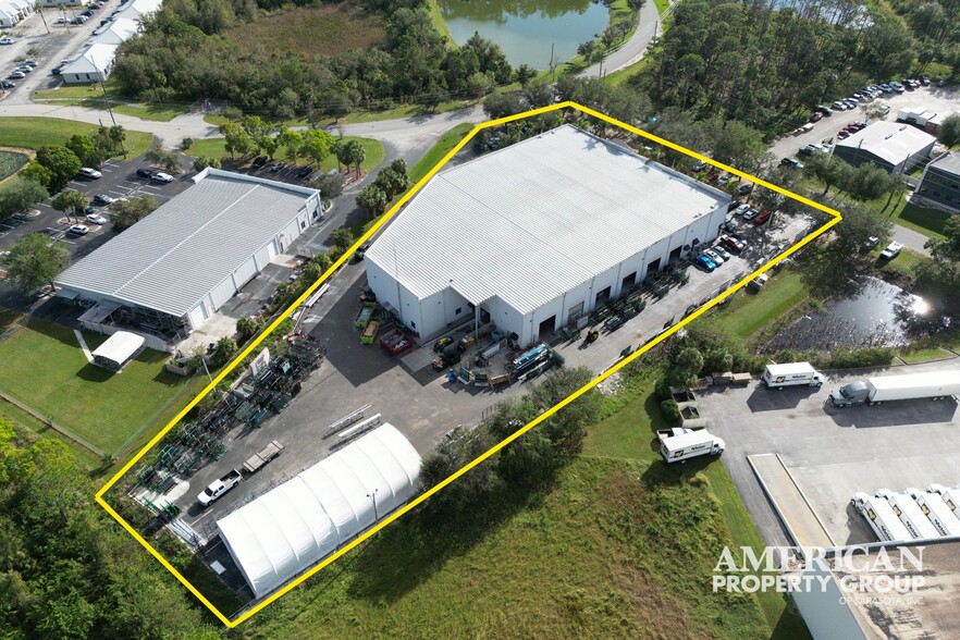 2200 Murphy Ct, North Port, FL for lease - Building Photo - Image 1 of 6