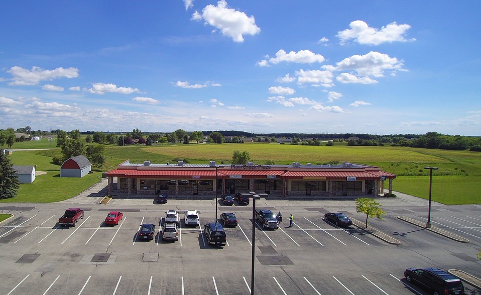 450 High St, Wrightstown, WI for sale - Building Photo - Image 1 of 1