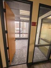 915 Broadway St, Vancouver, WA for lease Interior Photo- Image 1 of 2