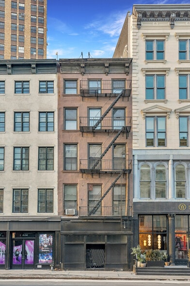 302 Canal St, New York, NY for sale - Building Photo - Image 3 of 28