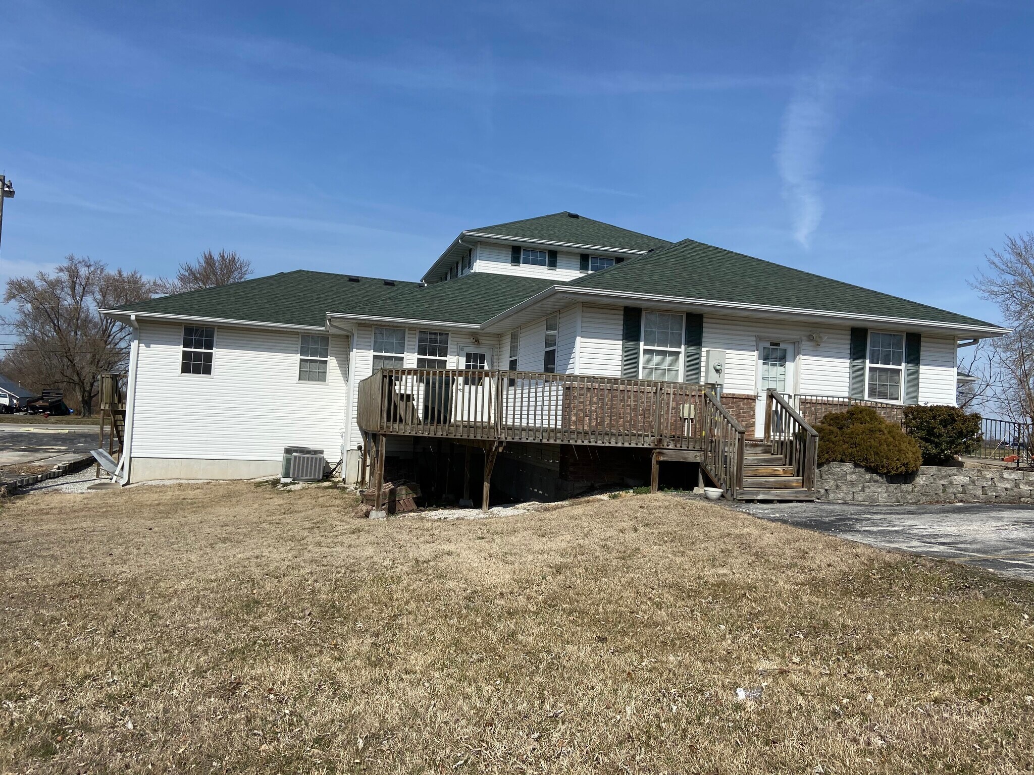 515 Hugh Ave, Sparta, MO 65753 Office for Sale