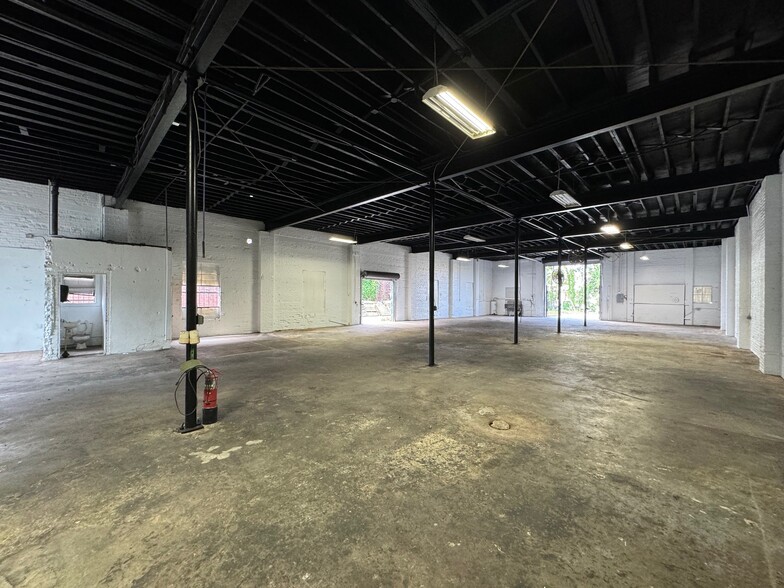 526 N Myrtle Ave, Jacksonville, FL for lease - Building Photo - Image 1 of 4